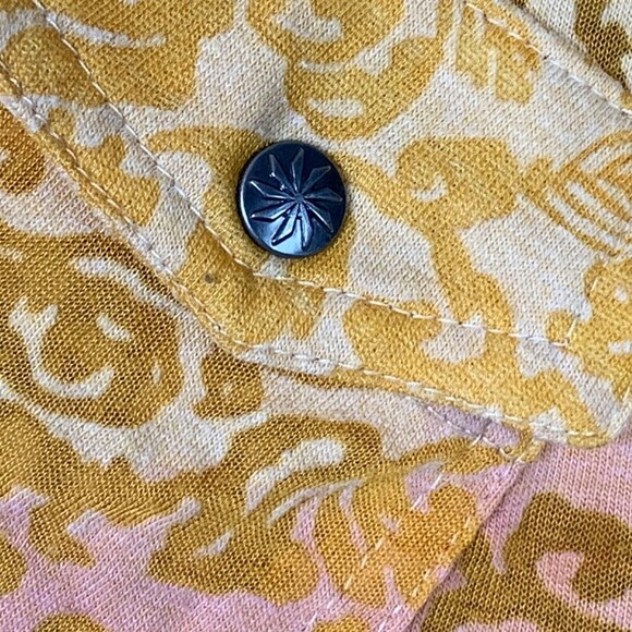 Athleta Stretch Top Women S Orange Umbre V-neck Metal Buttons - Picture 5 of 9